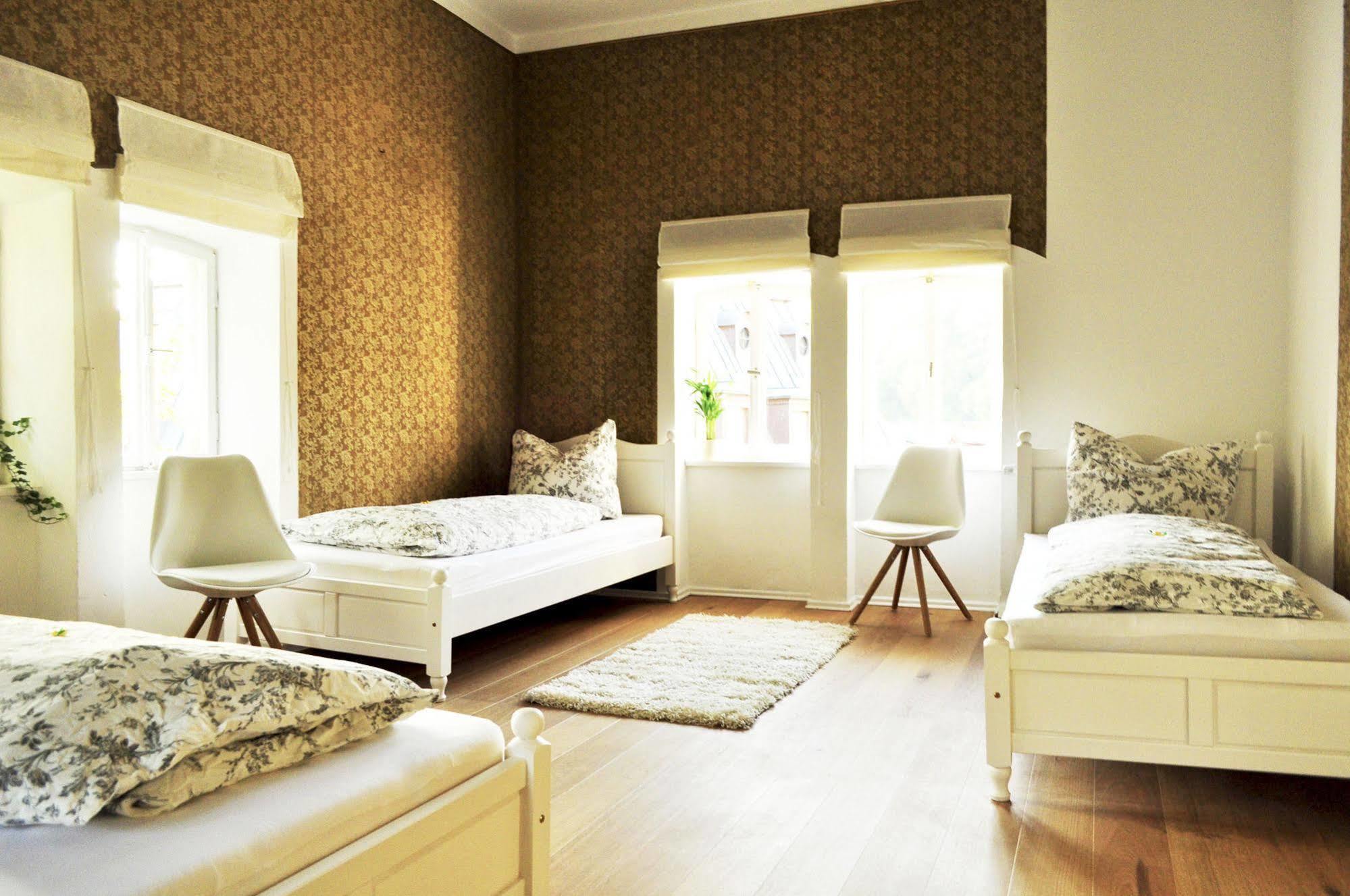 Art Hotel&hostel